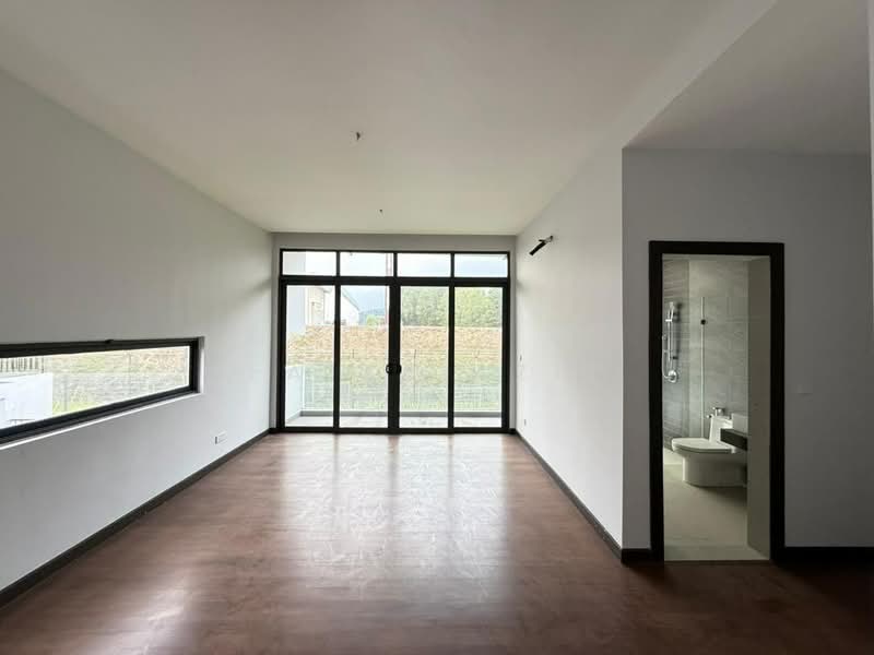 For Sale - Hijauan Enklaf