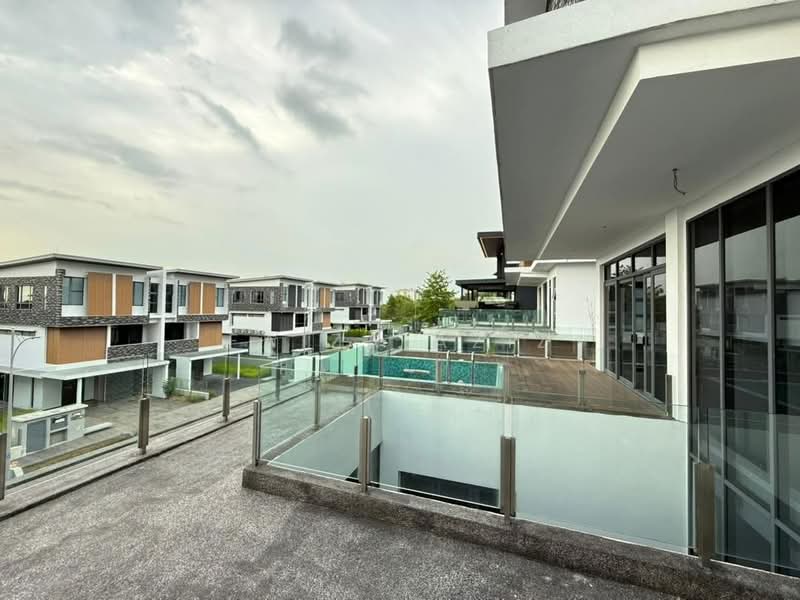 Twin Villa for Sale in Sepang (Selangor) - Faiza Aziz - PropertyGuru.com.my