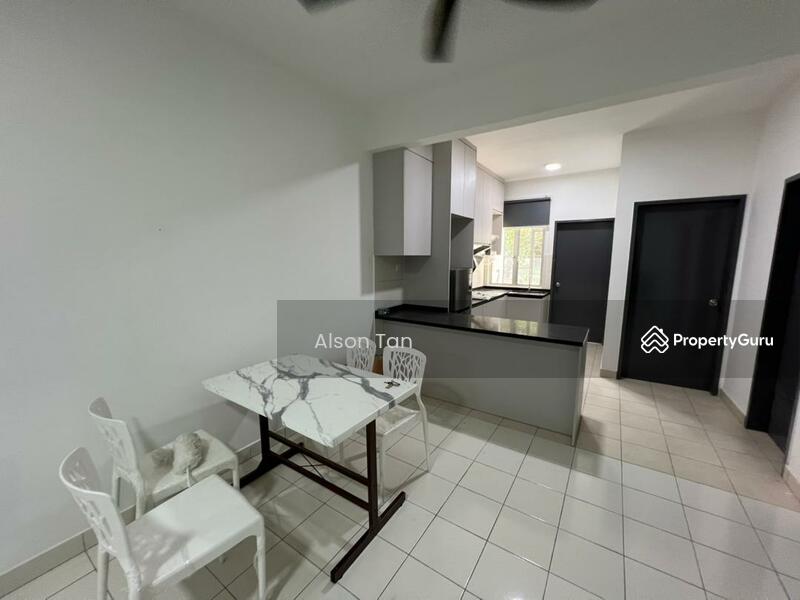 Untuk Disewa - Inang Townhouse, Jalan Inang, Bandar Bukit Raja Klang