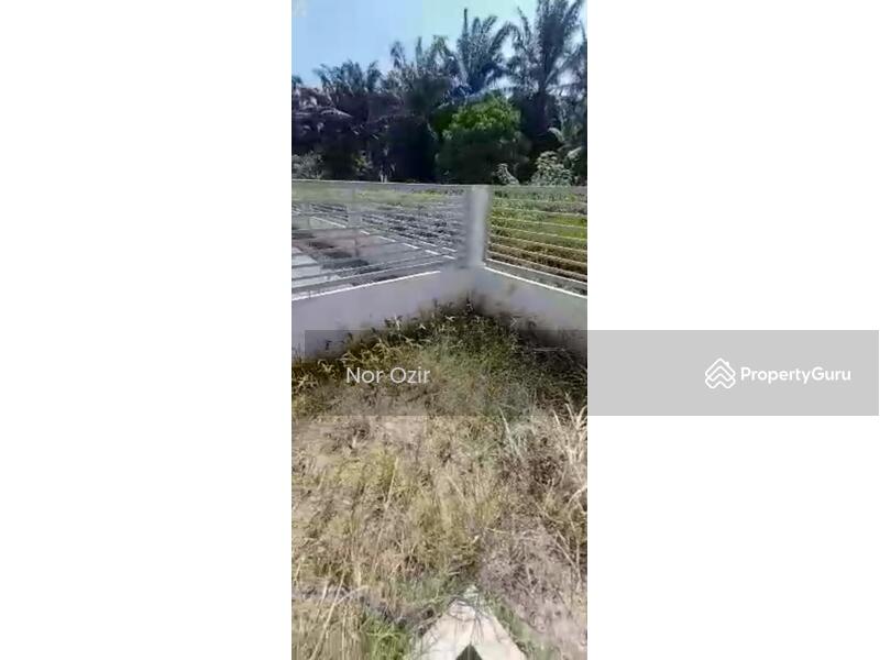 For Sale - Rumah Semi-D Baru Tanah Liuas JenjaromS