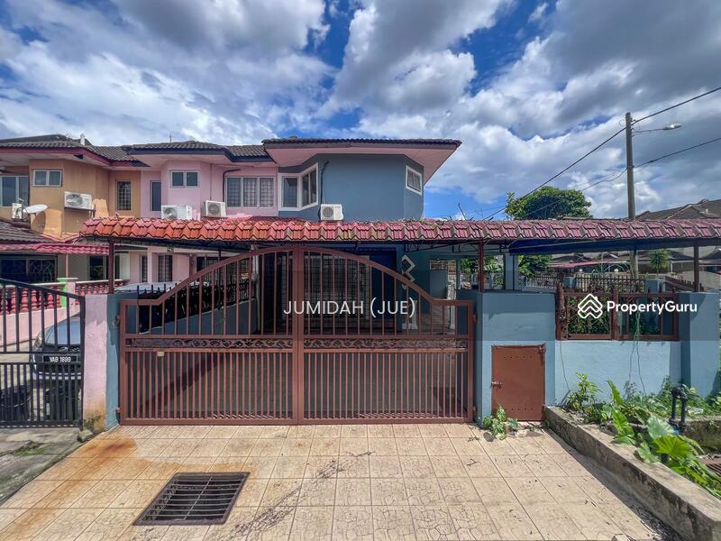 Corner Lot Double Storey Taman Puchong Utama Selangor