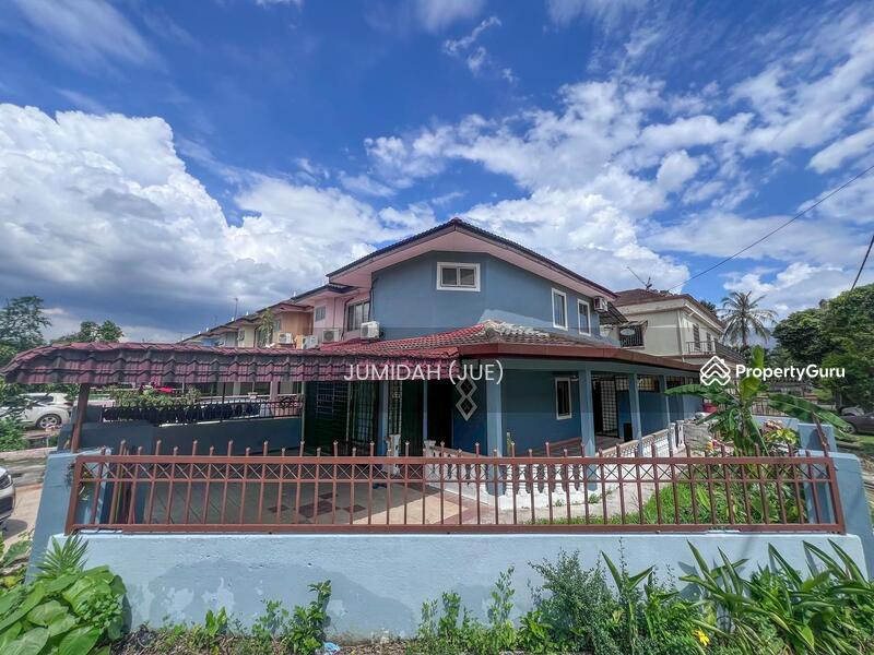Corner Lot Double Storey Taman Puchong Utama Selangor
