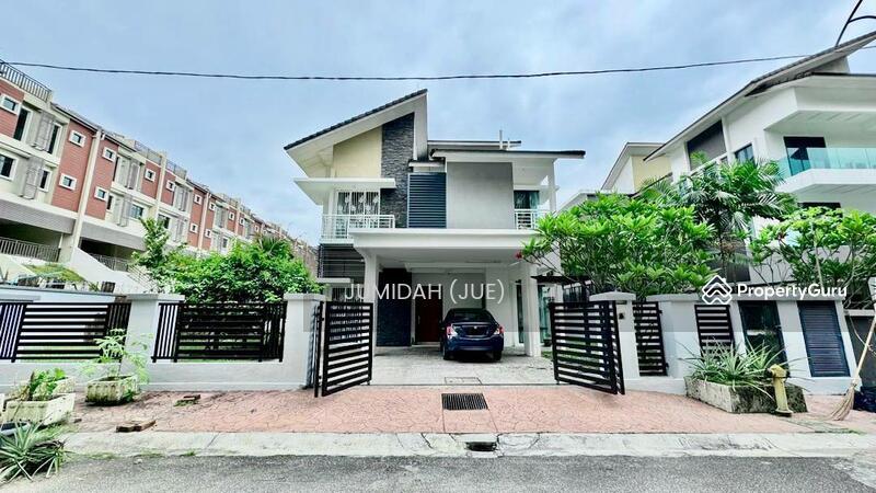 Corner Lot 3 Storey Bungalow Anjung Melati, near Taman Melati Gombak Selangor