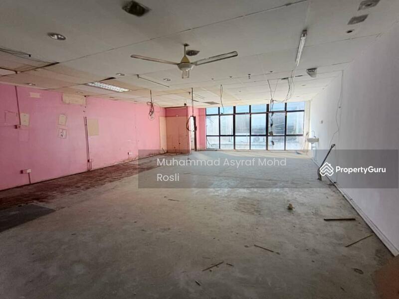 For Rent - Big Shoplot Seksyen 18 Near Ole-Ole Shah Alam