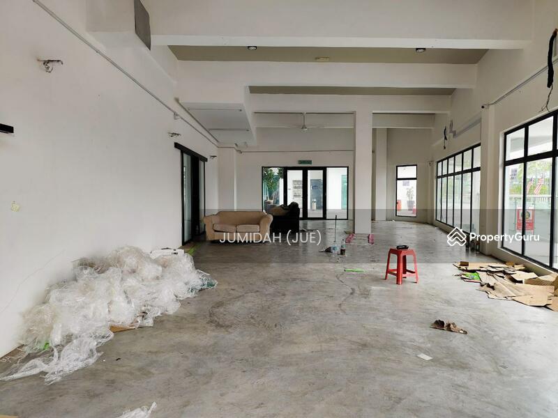 CORNER LOT GROUND FLOOR Shoplot Office Radius Business Center Cyberjaya 