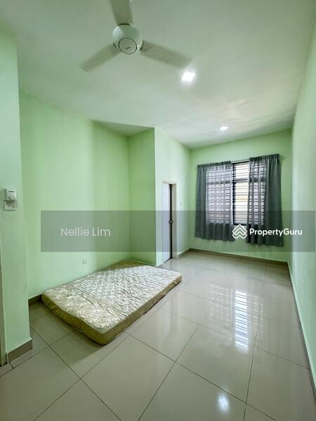 For Rent - Ehsan Jaya @ Ehsan Heights Double Storey / Johor Jaya
