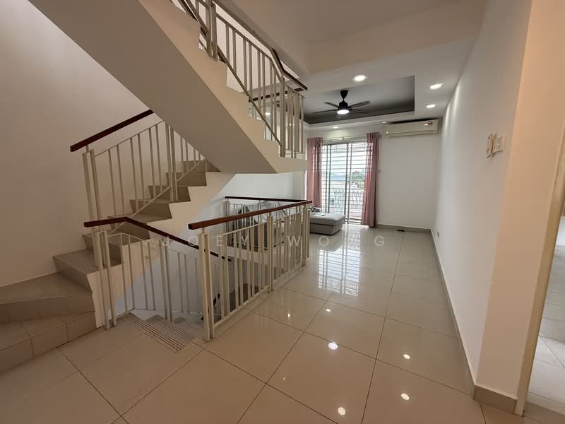 Townhouse for Sale in Petaling Jaya (Selangor) - Joey Wong - Living Room - PropertyGuru.com.my