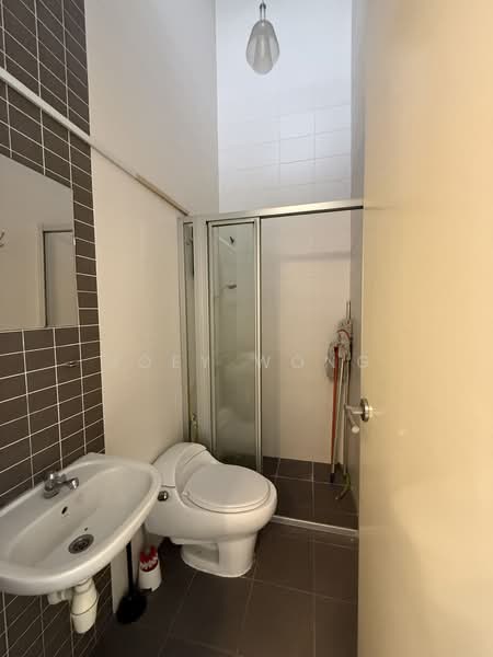 Townhouse for Sale in Petaling Jaya (Selangor) - Joey Wong - Bathroom - PropertyGuru.com.my