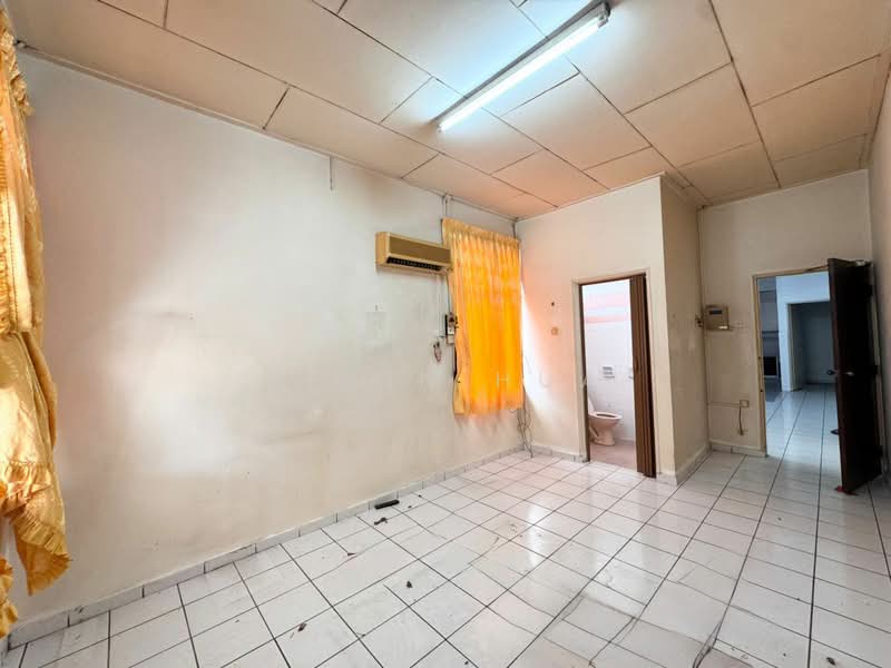 1-storey Terraced House for Sale in Taman Daya (Johor Bahru) - Kexin Hua - PropertyGuru.com.my