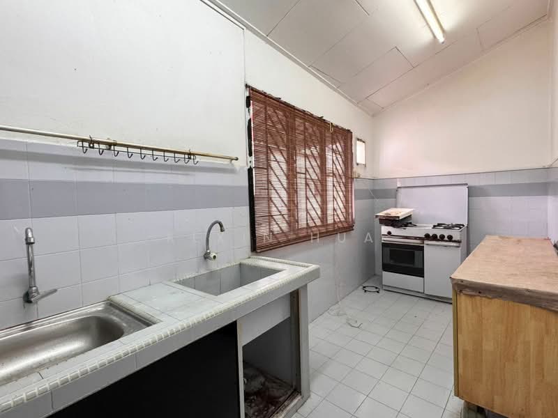 1-storey Terraced House for Sale in Taman Daya (Johor Bahru) - Kexin Hua - PropertyGuru.com.my