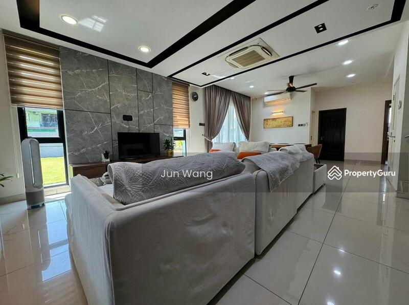 For Sale - Nusa Idaman Nusas Idamans