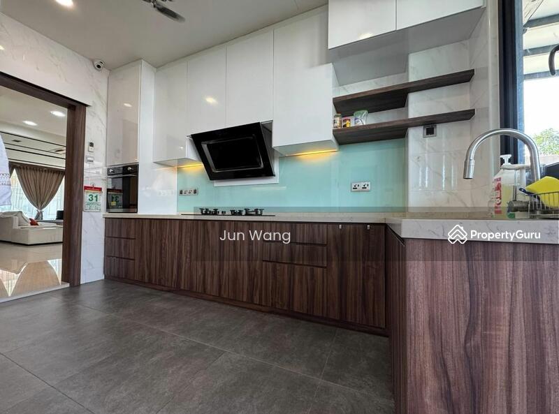 For Sale - Nusa Idaman Nusas Idamans