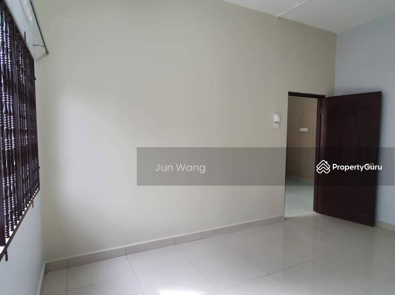 Bungalow for Sale in Kampung Jawa (Johor Bahru) - Jun Wang - PropertyGuru.com.my