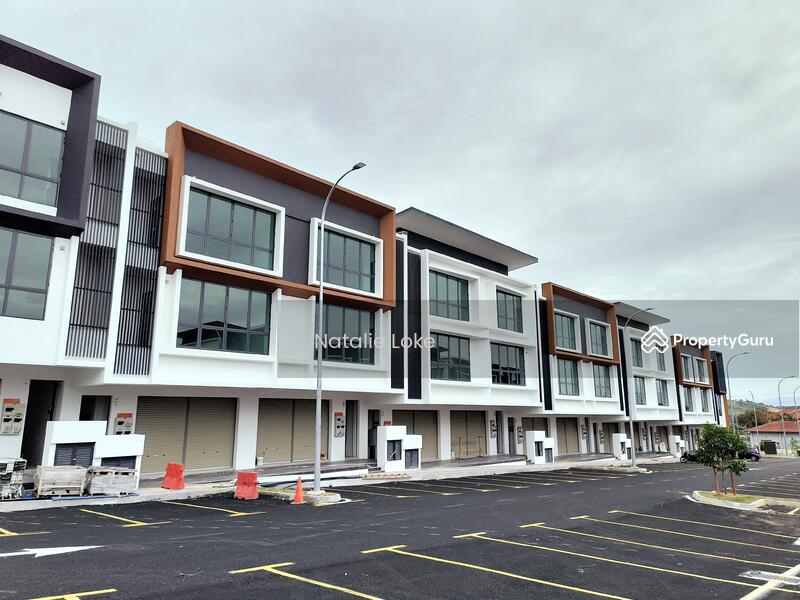 For Rent - New 3 Storey Shop-Office Bandar Seri Putra,