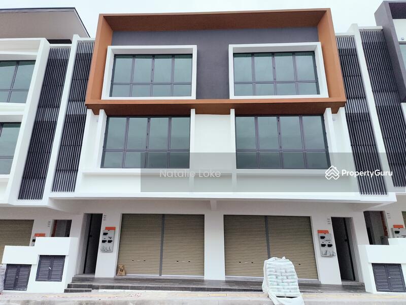 For Rent - New 3 Storey Shop-Office Bandar Seri Putra,