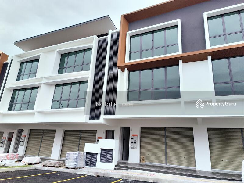 For Rent - New 3 Storey Shop-Office Bandar Seri Putra,