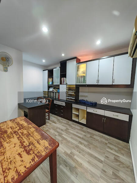 Untuk Dijual - Bandar Bukit Tinggi 1