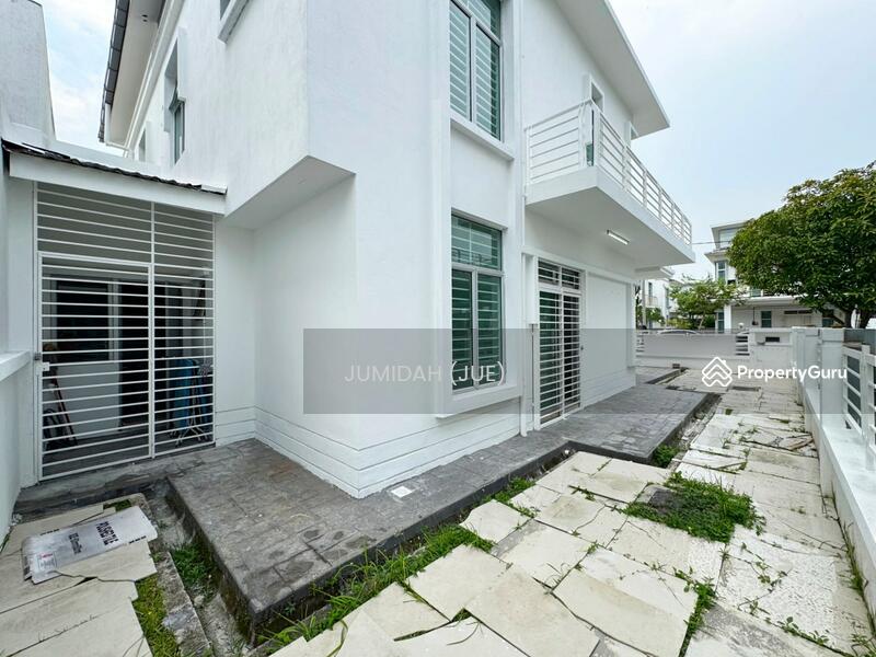 2 Storey Semi D Cluster @ Royal Ivory 2, Bandar Saujana Putra, Selangor