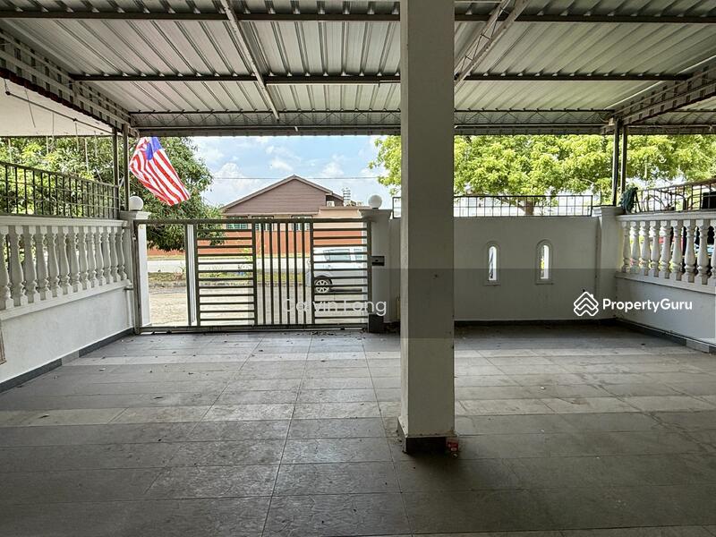 Part of car porch 