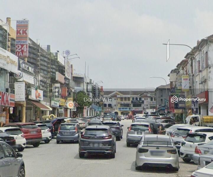 For Rent - Retail Space at Taipan Business Centre
