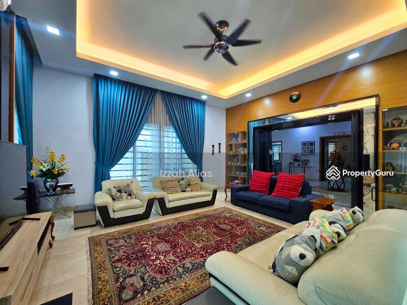 For Sale - NICE Double Storey Bungalow Anjung Melati Batu Caves