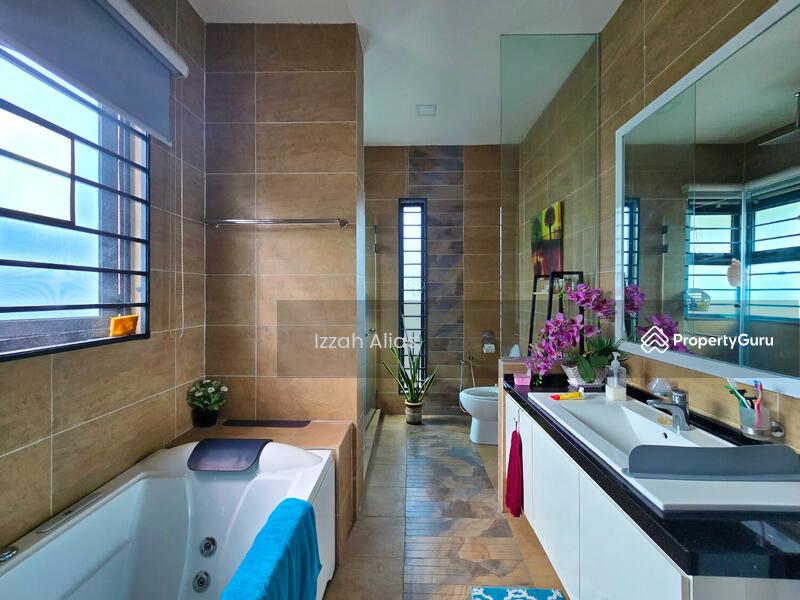 For Sale - NICE Double Storey Bungalow Anjung Melati Batu Caves
