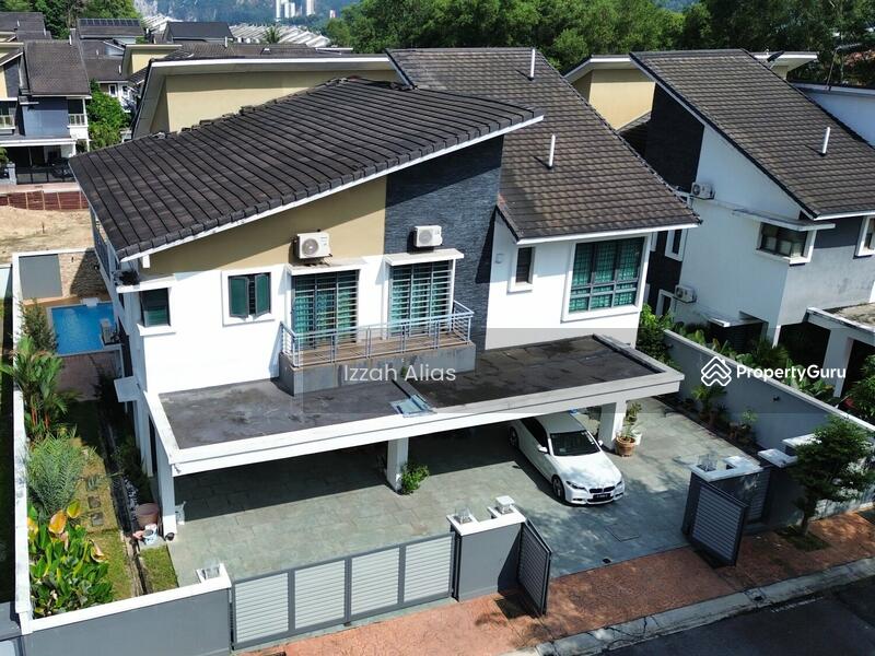 For Sale - NICE Double Storey Bungalow Anjung Melati Batu Caves