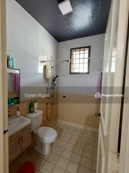 Untuk Dijual - Terraced House at Taman Molek