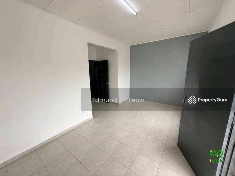 For Rent - 2-storey Terrace House at Taman Selayang Jaya