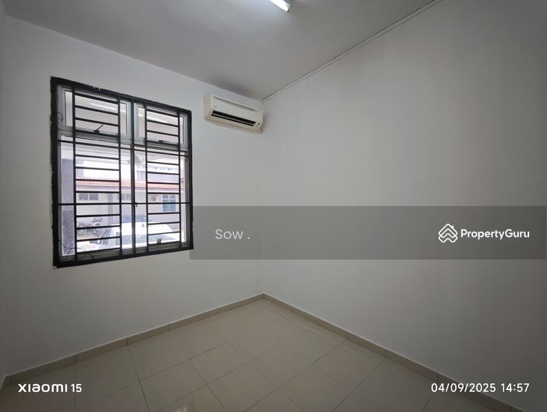 medium room 1