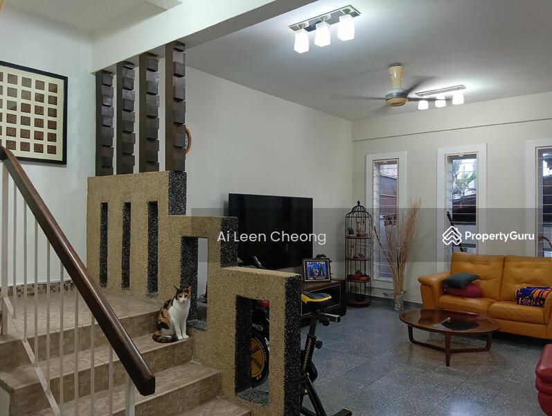 Untuk Dijual - Semi-Detached House at Taman Petaling