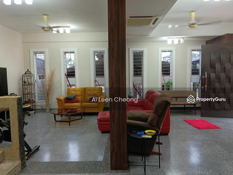 Untuk Dijual - Semi-Detached House at Taman Petaling