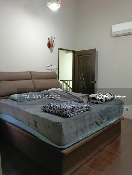 Untuk Dijual - Semi-Detached House at Taman Petaling