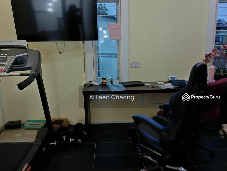 Untuk Dijual - Semi-Detached House at Taman Petaling