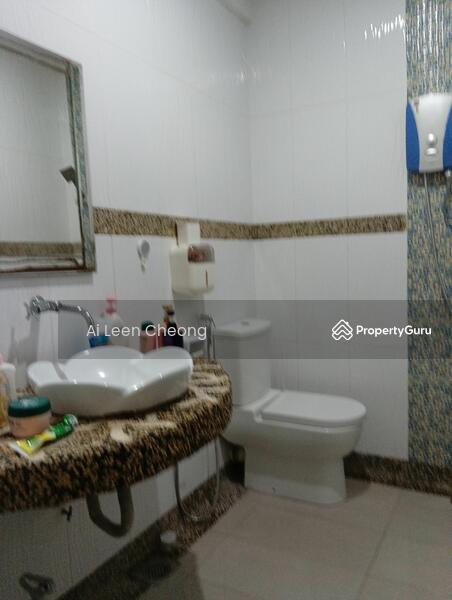 Untuk Dijual - Semi-Detached House at Taman Petaling