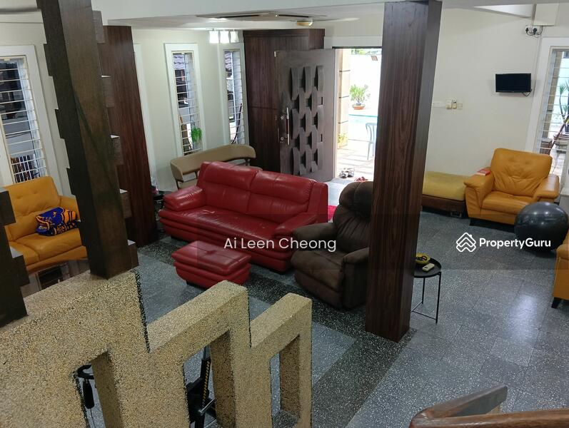 Untuk Dijual - Semi-Detached House at Taman Petaling