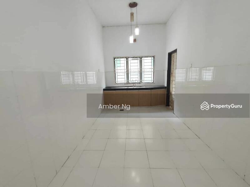 Untuk Disewa - 3-storey Terraced House at Bandar Baru Sentul