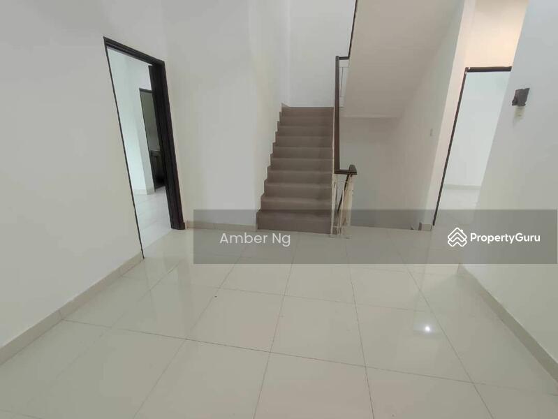 Untuk Disewa - 3-storey Terraced House at Bandar Baru Sentul