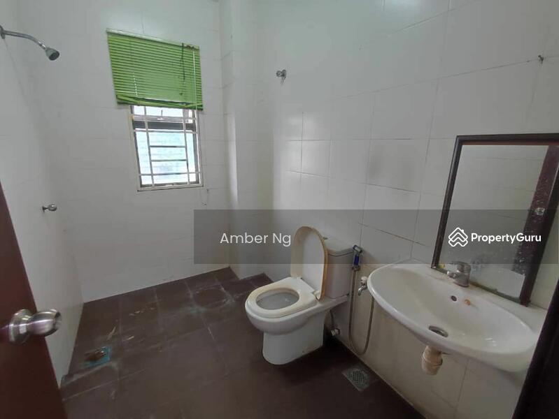 Untuk Disewa - 3-storey Terraced House at Bandar Baru Sentul