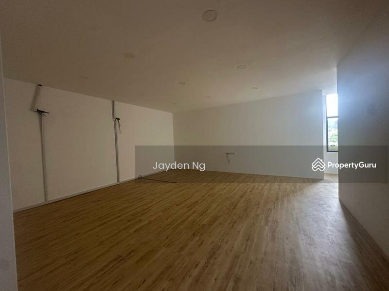 For Sale - Senai Eco Busine Senais Ecos Business