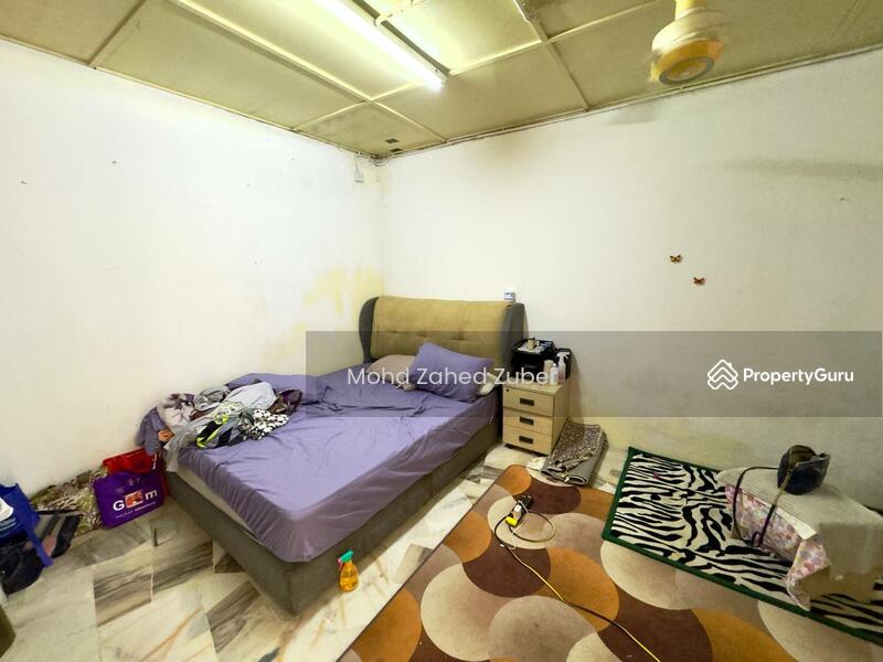 For Sale - Corner Lot Double Storey Taman Serdang Jaya Seri Kembangan