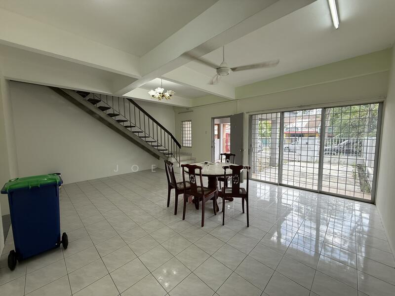 For Rent - Taman Bukit Kinrara