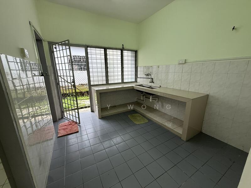For Rent - Taman Bukit Kinrara