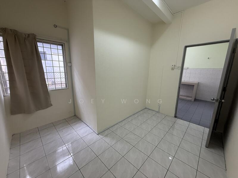 For Rent - Taman Bukit Kinrara