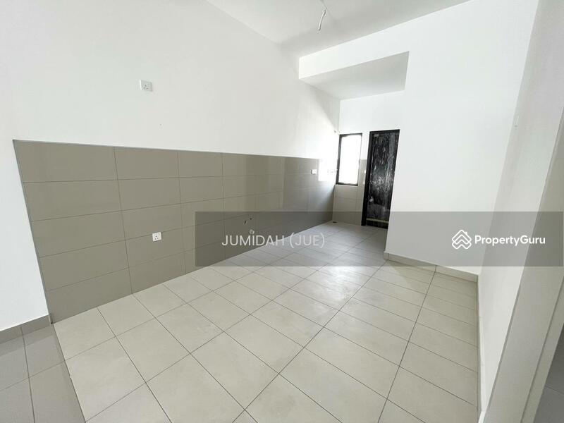 Brand New (FACING PLAYGROUND)Double Storey Terrace (CASIRA 3)Bandar Bukit Raja, Klang (Newly Vp)