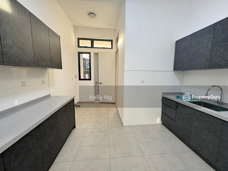 For Rent - Semi-Detached House at Bandar Seri Coalfields