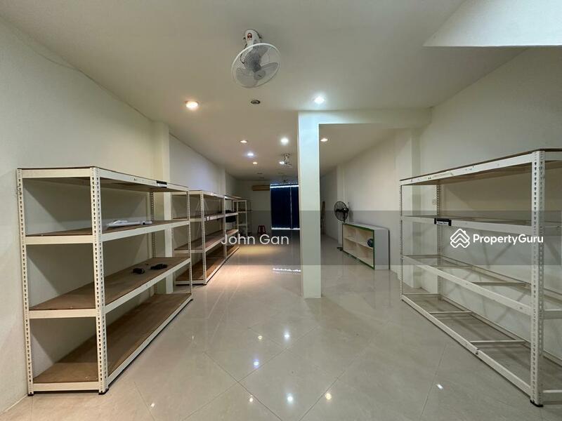 For Rent - 2 storey terrace ccommercial use at Jalan Tavoy