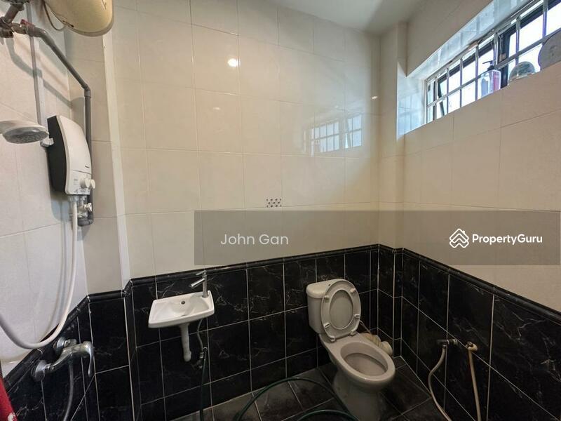 For Rent - 2 storey terrace ccommercial use at Jalan Tavoy