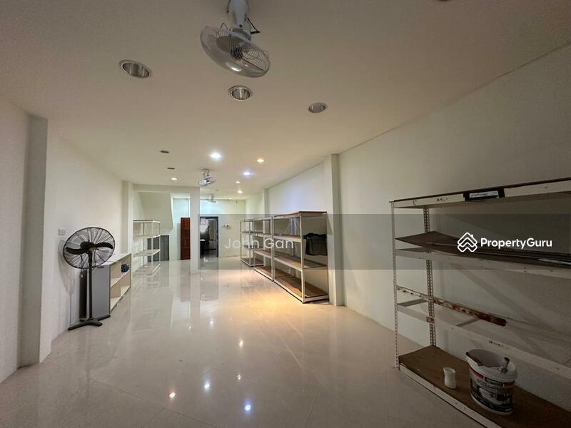 For Rent - 2 storey terrace ccommercial use at Jalan Tavoy