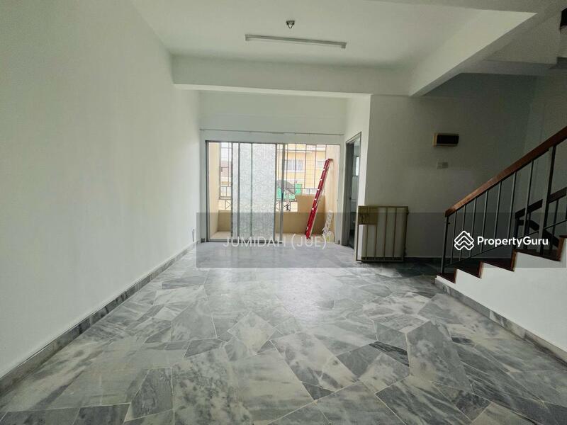 Duplex Townhouse Sri Mahligai, Seksyen 9 Shah Alam 
